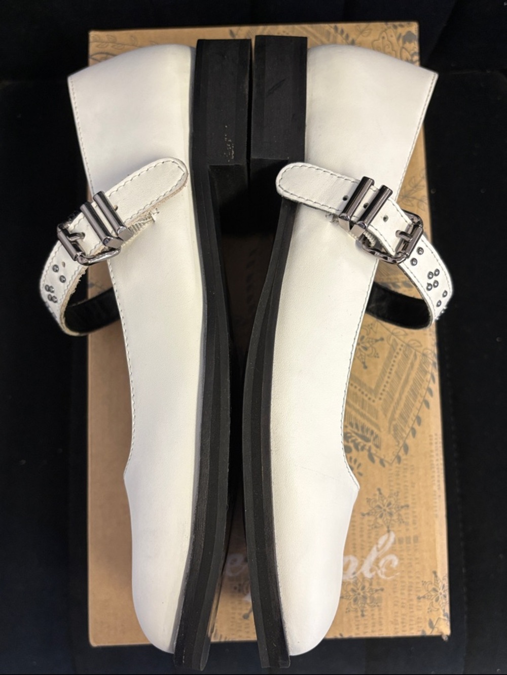 Free People Rumor Mary Jane White Leather with Studded Strap Size 7 - Picture 9 of 9